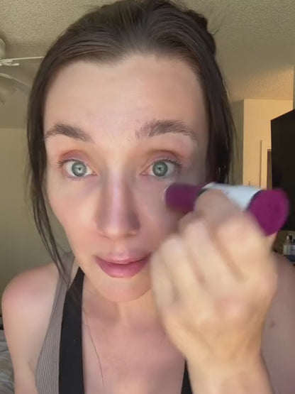 Wrinkle-lightening and firming eye cream stick💦